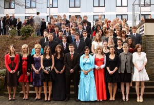 Das obligatorische "Foto auf der Klostertreppe" der Abiturientia.